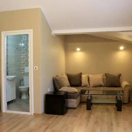 Maison d'hôtes тони *