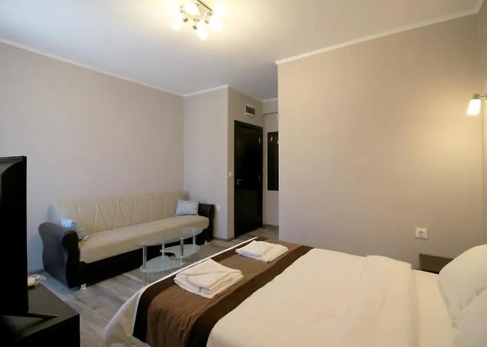 тони 3* Zlatograd